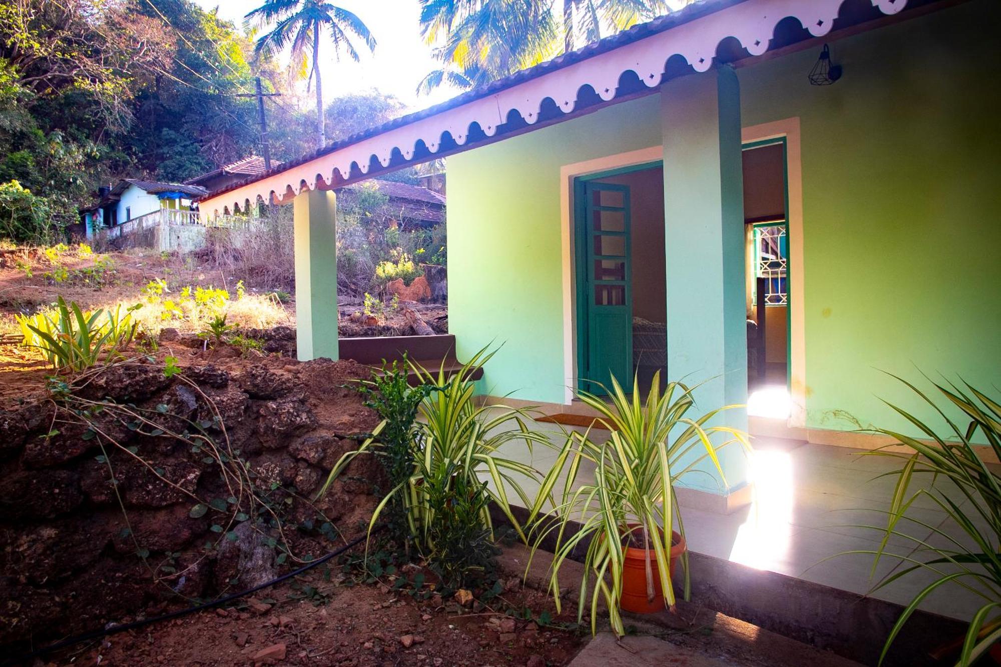 The Bungalow Bogmalo An 1880 Indo Portuguese Heritage Beach Villa South Goa Esterno foto